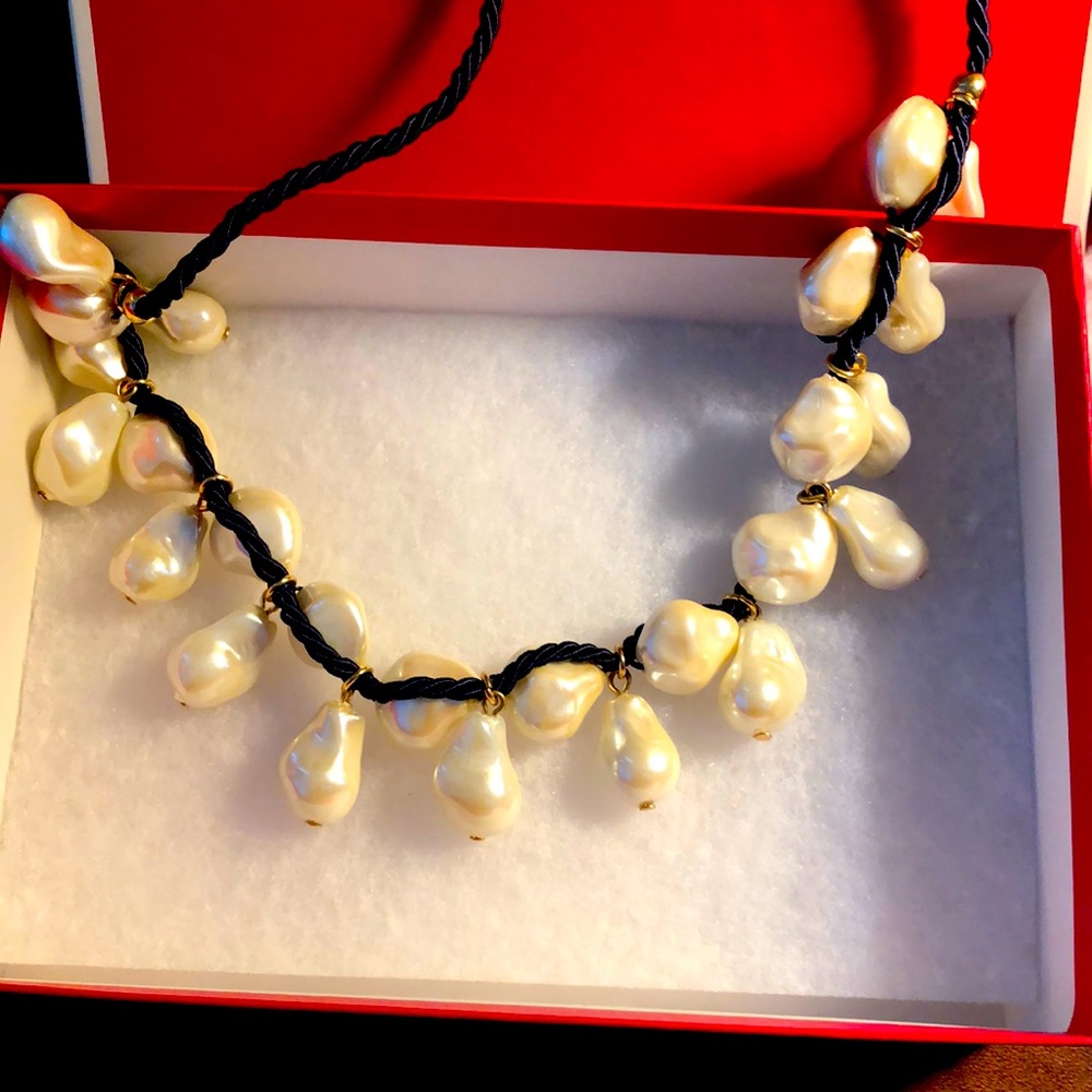 Beautiful Talbots Pearl Necklace black twisted cloth & chain adjustable clasp